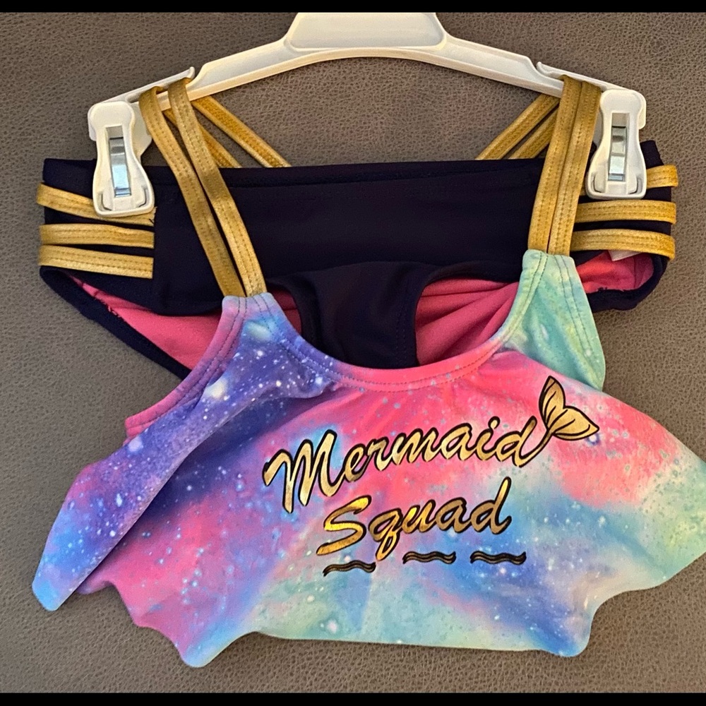 Limited Too Girl’s Two-Piece Flouncy Top Swinsuit